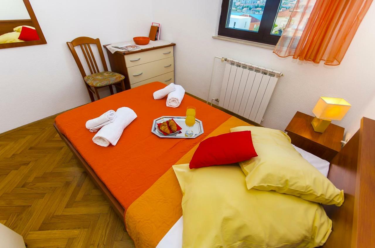 Apartment Ive Trogir Exterior photo