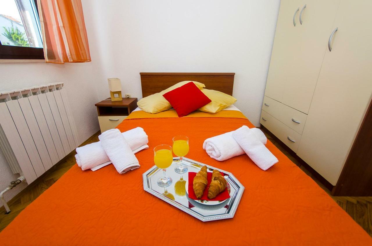 Apartment Ive Trogir Exterior photo