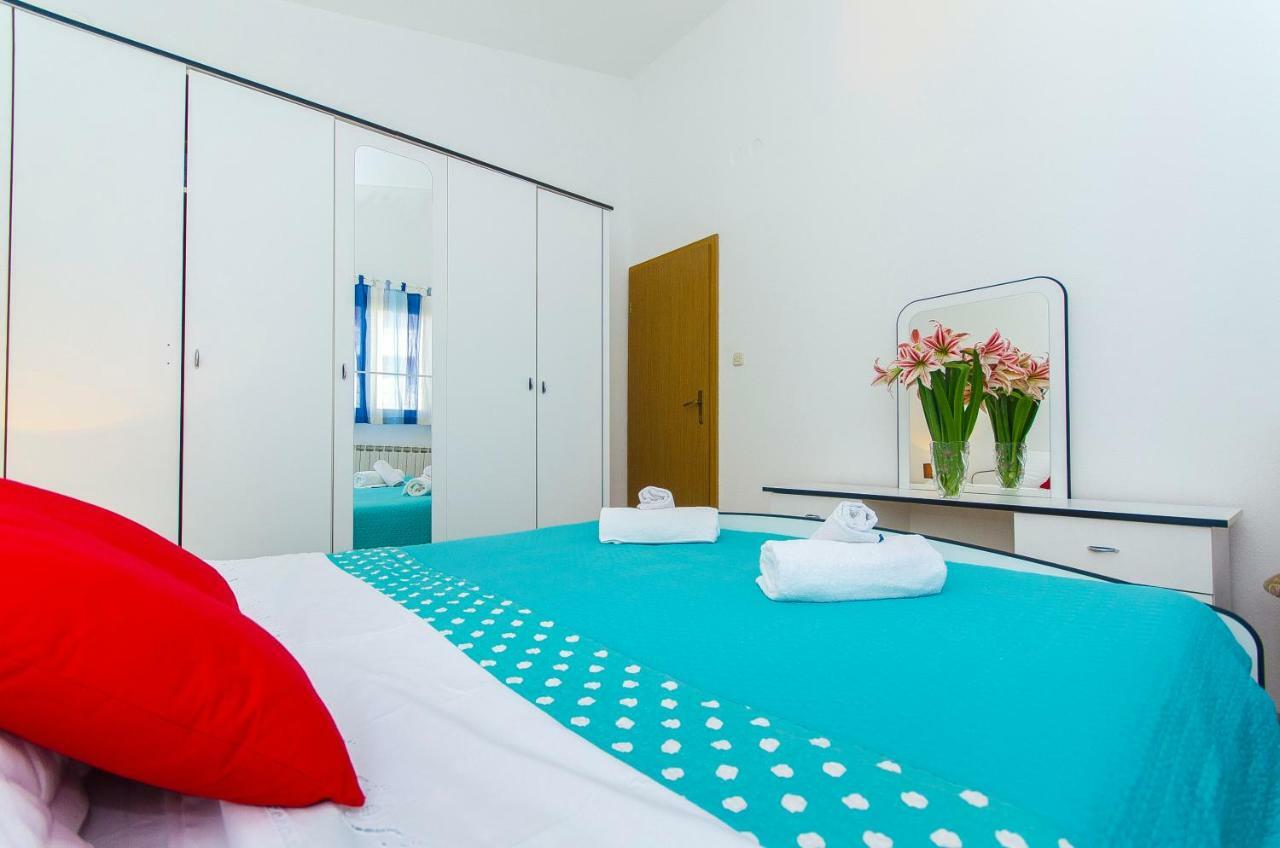 Apartment Ive Trogir Exterior photo